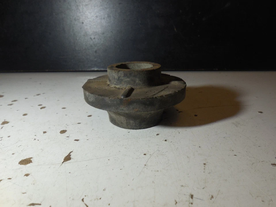 1965-1970 Chevrolet Biscayne Impala Caprice Strut Rod Bushing Unit 66504 - Image 3 of 4