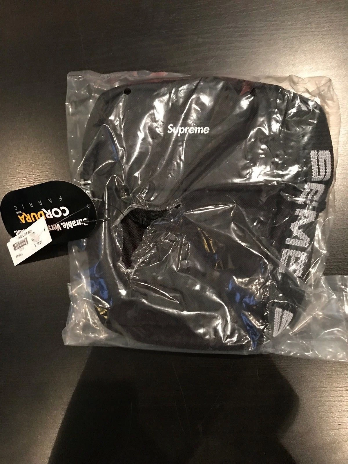 Sac bandoulière DS Supreme noir SS18 neuf 100 % authentique EN MAIN !