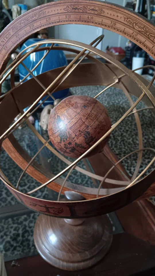 Армиллярный глобус Zodiac из дерева и латуни - Изображение 4 из 4
