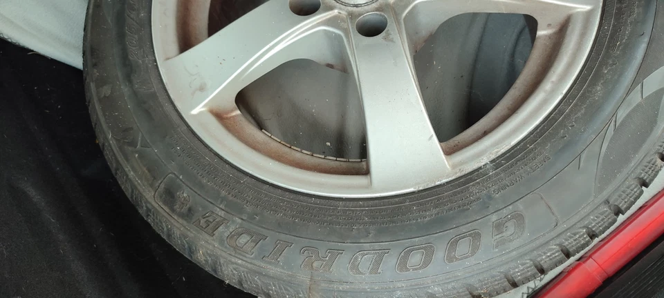 Winterreifen Mit Felgen - Bild 2 von 4