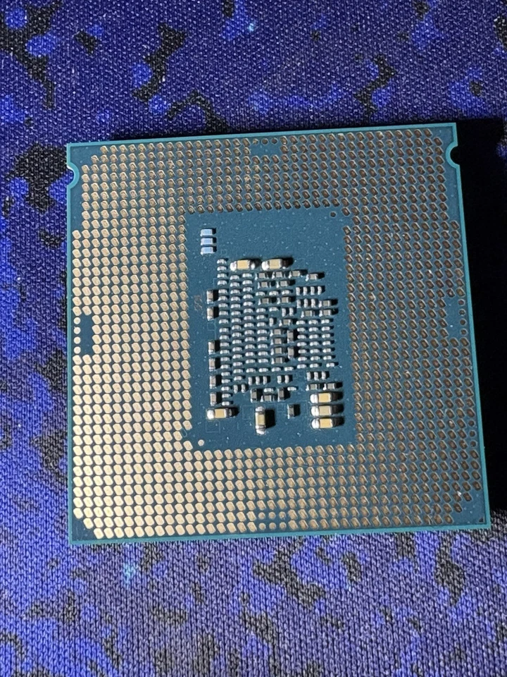 Procesador Intel Core i3-6100T LGA 1151 3,20 GHz CPU de doble núcleo SR2HE Foto 3 de 3