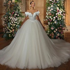 Charming Wedding Dresses Ruffled With Embroidery Ball Gown 3d Flower Sleeveless