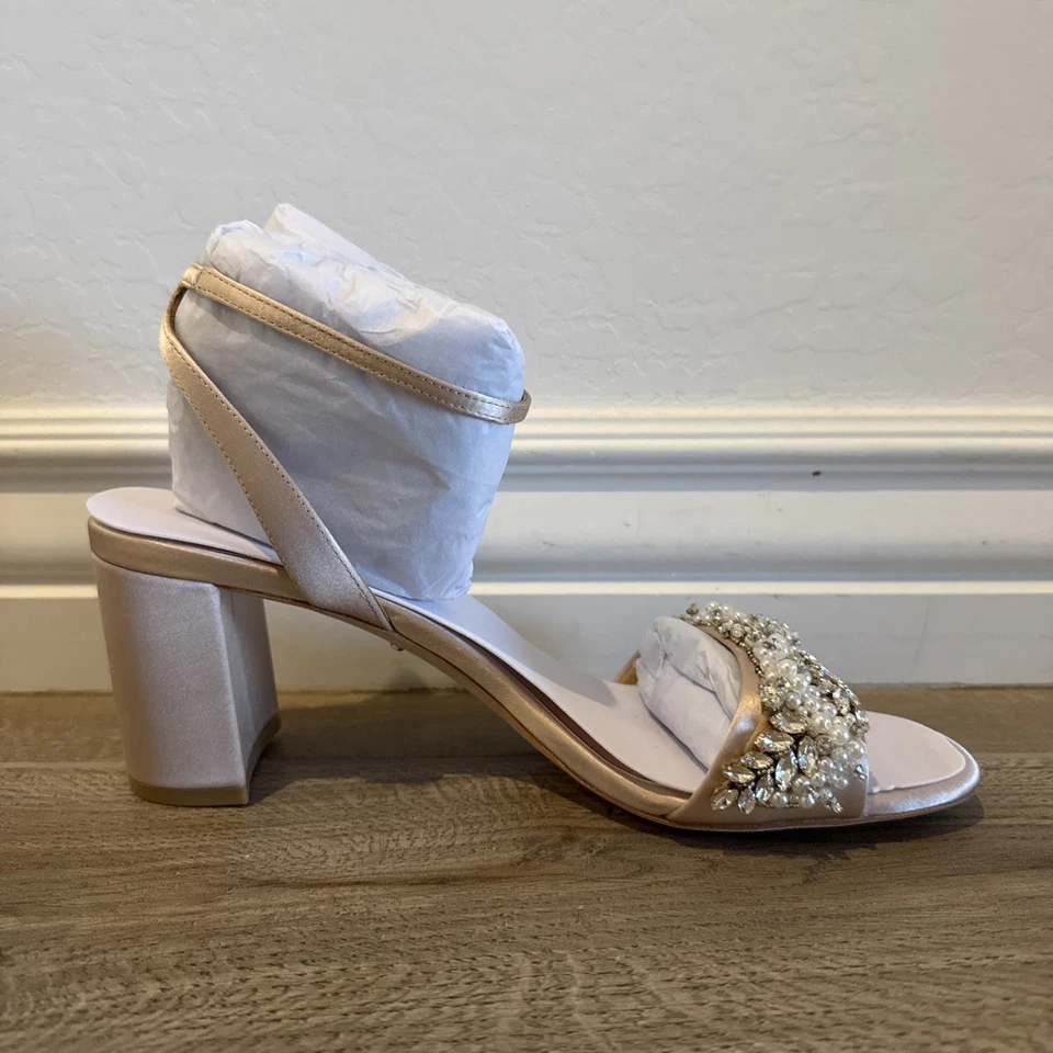 Badgley Mischka Clara Embellished Evening Shoes Sandals Blush Satin Size 9.5 - Image 3 of 4