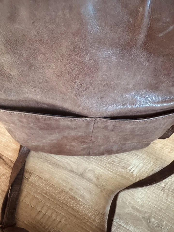 Bolso Bandolera Mujer Frye And Co Cuero Color Marrón  Foto 3 de 4