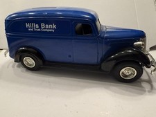 Ertl 1938 Hills Bank Cedar Rapids Panel Delivery Truck Die Cast Metal Bank