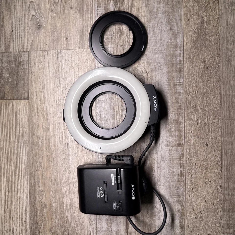 Genuine Sony HVL-RLAM Ring Light LED Works Used Like 2 Times - Image 4 of 4