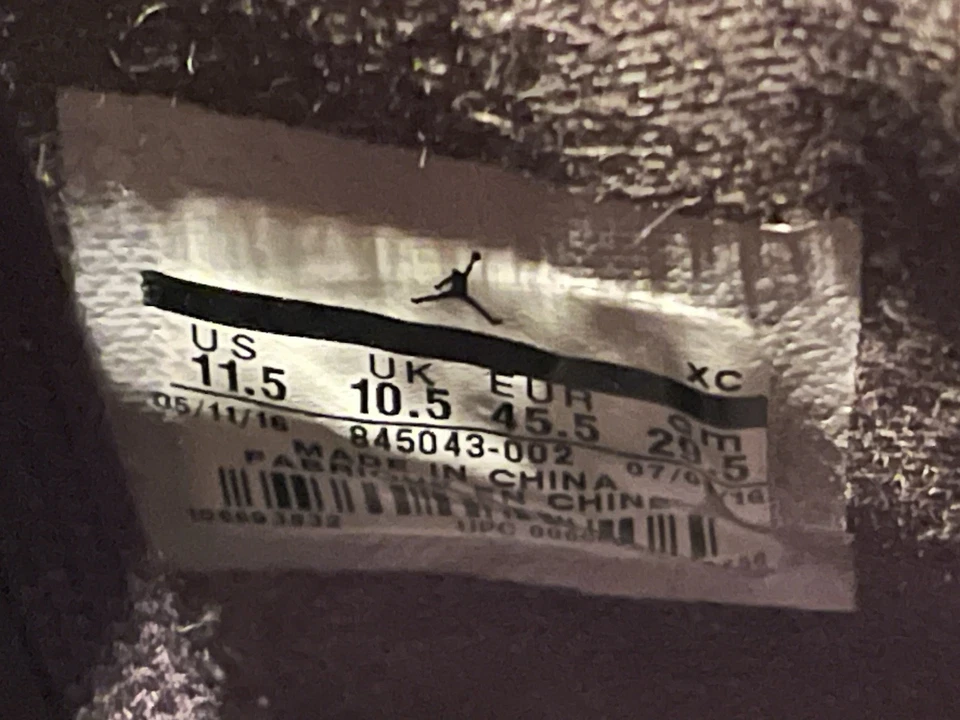 Zapatos sin asas Air Jordan para hombre 11,5 zapatillas triple negro acolchado Foto 2 de 4