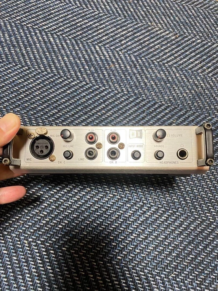 NATIVE INSTRUMENTS AUDIO 8 DJ Interface Audio Test Completed Working - Image 2 of 4