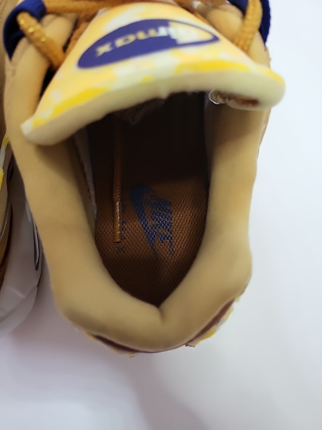 Nike Air Max 95 SE Twine Sail Tawny Royal Mens Sz.6.5/Wmns 8.5 Shoes CU1560-700 thumbnail 9