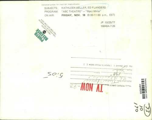 1977 Press Photo Actors Kathleen Beller and Ed Flanders in "Mary White" on ABC - 画像2/2