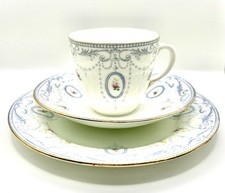 Shelley Fine Bone China Tea Cup Saucer Side Plate Trio /Pat.: 8415 / Vintage VGC