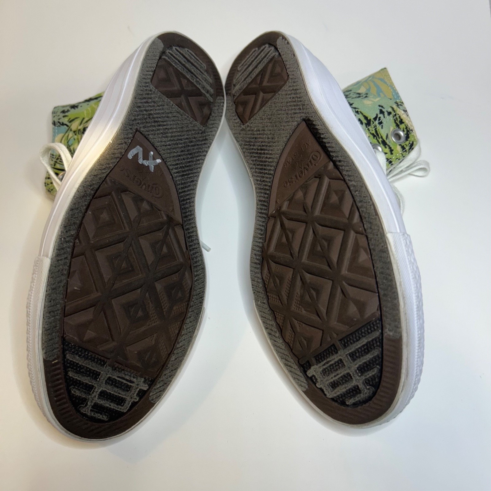 Converse High-Top Chuck Taylor All Star CTAS Canvas Tropical Green Floral Sz 7.5 thumbnail 15