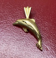 14k Yellow Gold Dolphin Diamond Cut Tale Fish Animal Beach Girls Charm Pendant