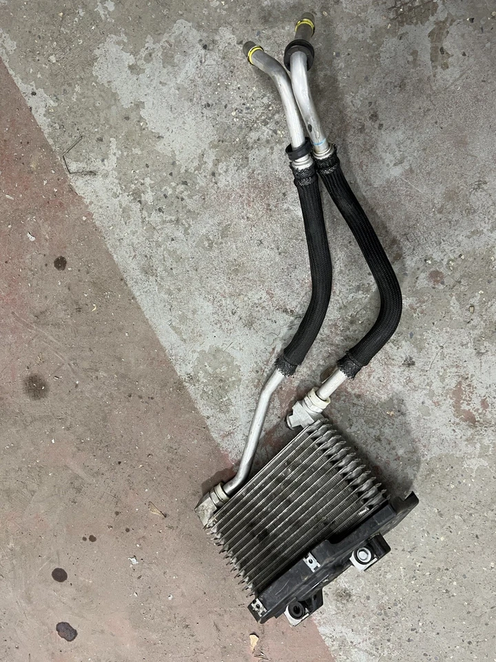 Dodge Durango Hellcat 2015-2023 6,2 L OEM enfriador de aceite con líneas/conducto Foto 4 de 4