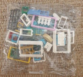 LEGO CLASSIC : Creative Builder Box (10703) Many Doors & Windows - New (Other)