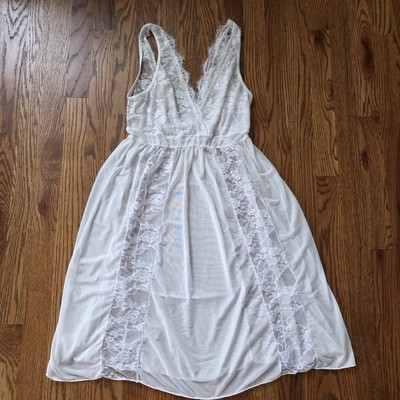 Avid Love White Wedding Lace Baby Doll Nightgown Womens Medium V-Neck Mesh