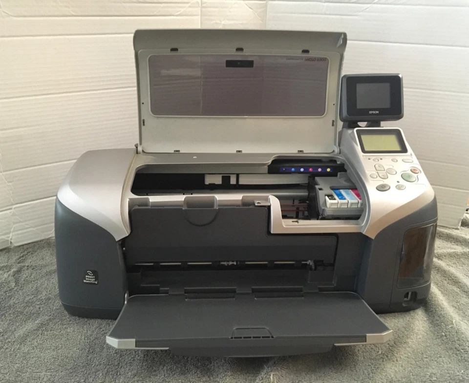 Epson Stylus Photo Inkjet Printer R300 Series  - Image 2 of 4