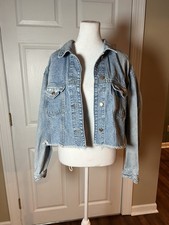 Wild Fable Distressed Raw Hem Oversized Cropped Denim Jacket Size Medium