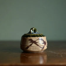 INCENSE BOX: Japanese vintage Oribe ware ceramic incense container kogo