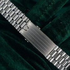 Omega Speedmaster “Snoopy” White Dial Steel MINT FULL SET 310.32.42.50.02.001 4