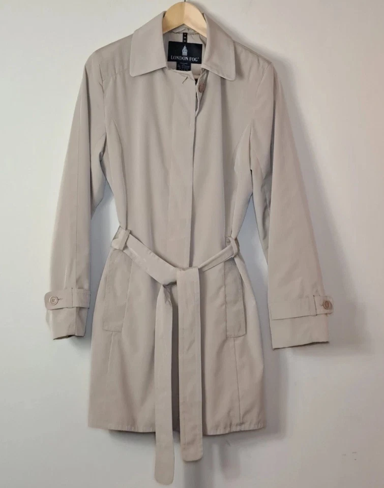 Gabardina London Fog corta beige con cinturón para mujer talla M impermeable chaqueta de lluvia Foto 2 de 4