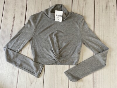 FOREVER 21 Crop Top Gray Knit Sweater V-Neck Long Sleeve Women’s Size S 