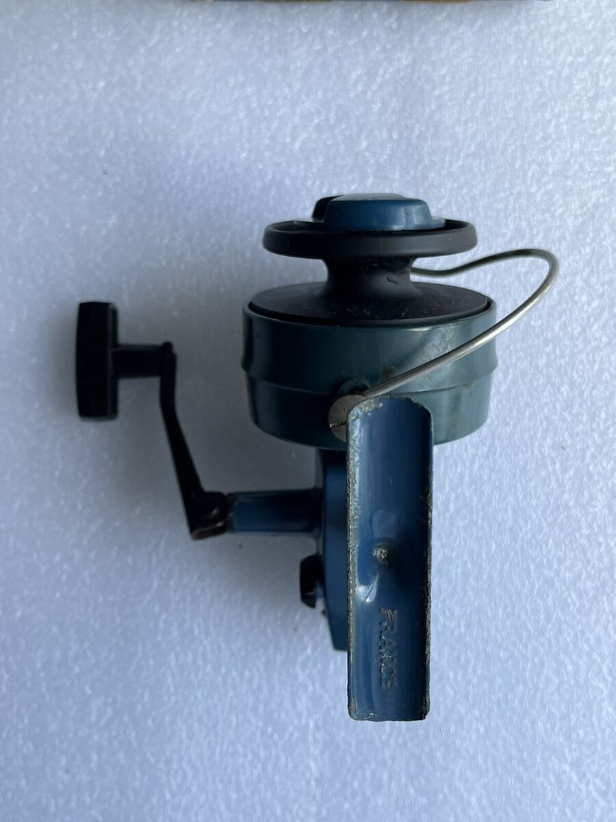 VINTAGE GARCIA KINGFISHER K-55 FISHING Spinning REEL MADE IN VINTAGE GARCIA KINGFISHER K-55 FISHING Spinning REEL MADE IN