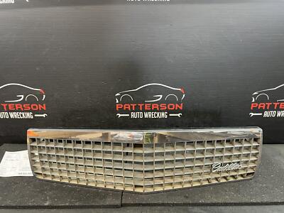 GM Late 1990's Early 2000's Cadillac Chrome Grill | Size: s