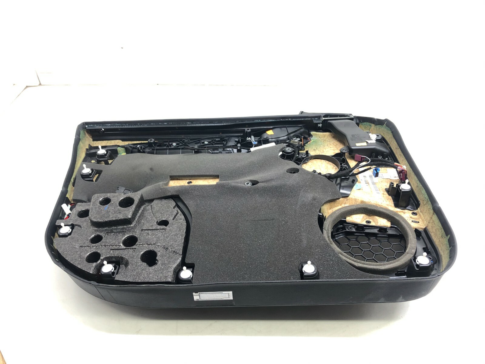 2014-2019 MASERATI GHIBLI S RIGHT PASSENGER FRONT DOOR INTERIOR TRIM PANEL OEM.