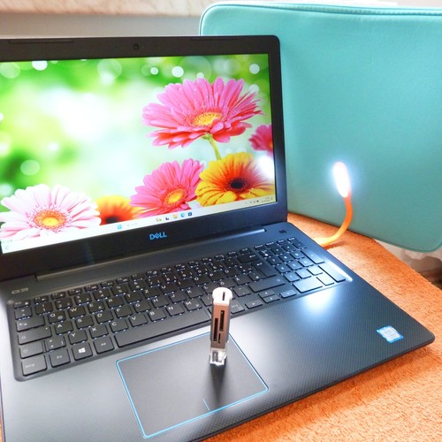 Dell 3579 G3 P75F Carbon Look l 15 pollici FULLHD l SSD l Windows 11 l GeForc...