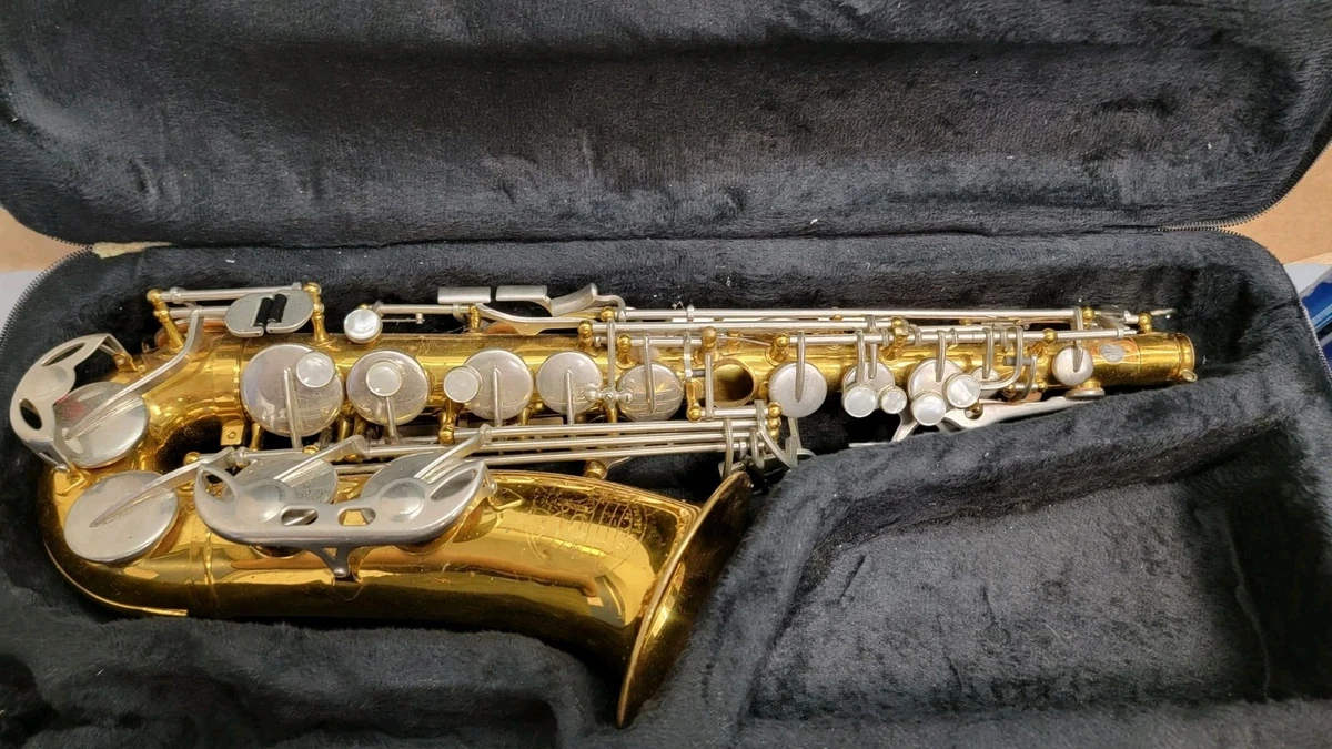 Preços baixos em C.G. Conn saxofones Antigos | eBay