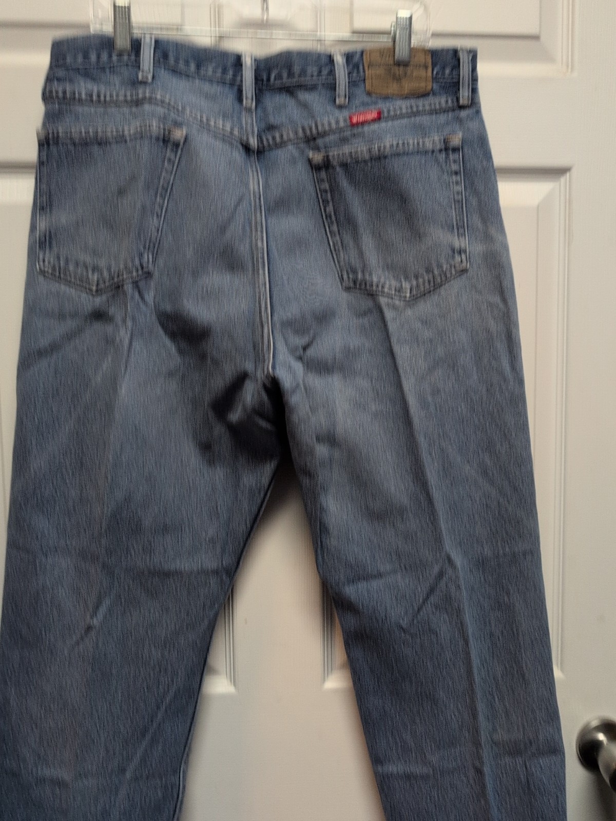 Picture 3 of 8