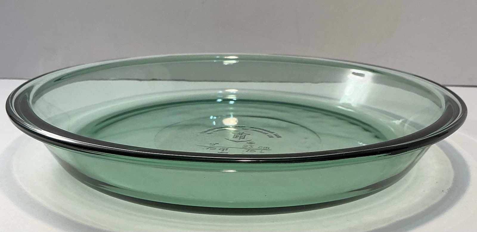 Vintage Anchor Hocking Green Glass Pie Plate 9” 1.75 Qt Oven Safe USA