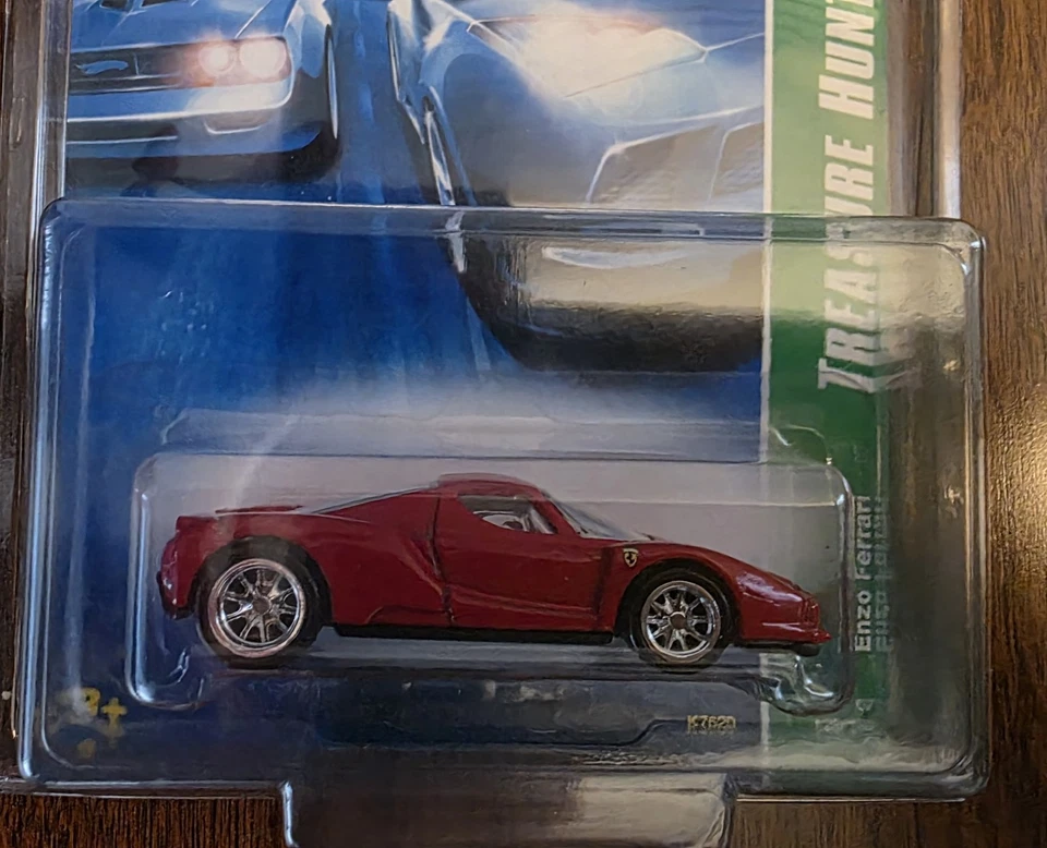 Hot Wheels 2007 Treasure Hunts ENZO Ferrari - Asientos rojos 09 de 12 personalizados Foto 3 de 4