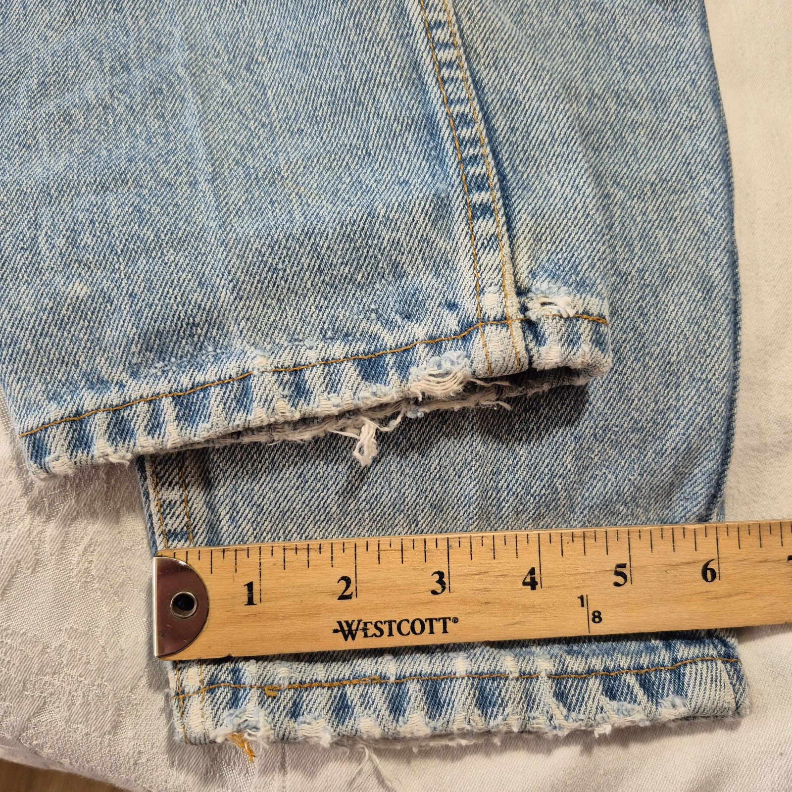 VTG LEVIS 551 JEANS RELAXED FIR TAPERED LEG HIGH RISE SIZE 10 MEDIUM 28x30 USA thumbnail 3