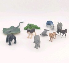 Lot Of Small Plastic Animals Toys Gorilla Frog Dog Horse Elephant