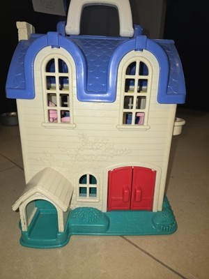 Fisher Price Vintage 1997 Little People Carry Puppenhaus