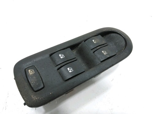 Commande Lève-Vitre Avant Gauche Pour Renault Clio 2, Laguna 2, Mégane 2, Scénic 2 - Pièce Neuve STARKIT Réf. ST6060