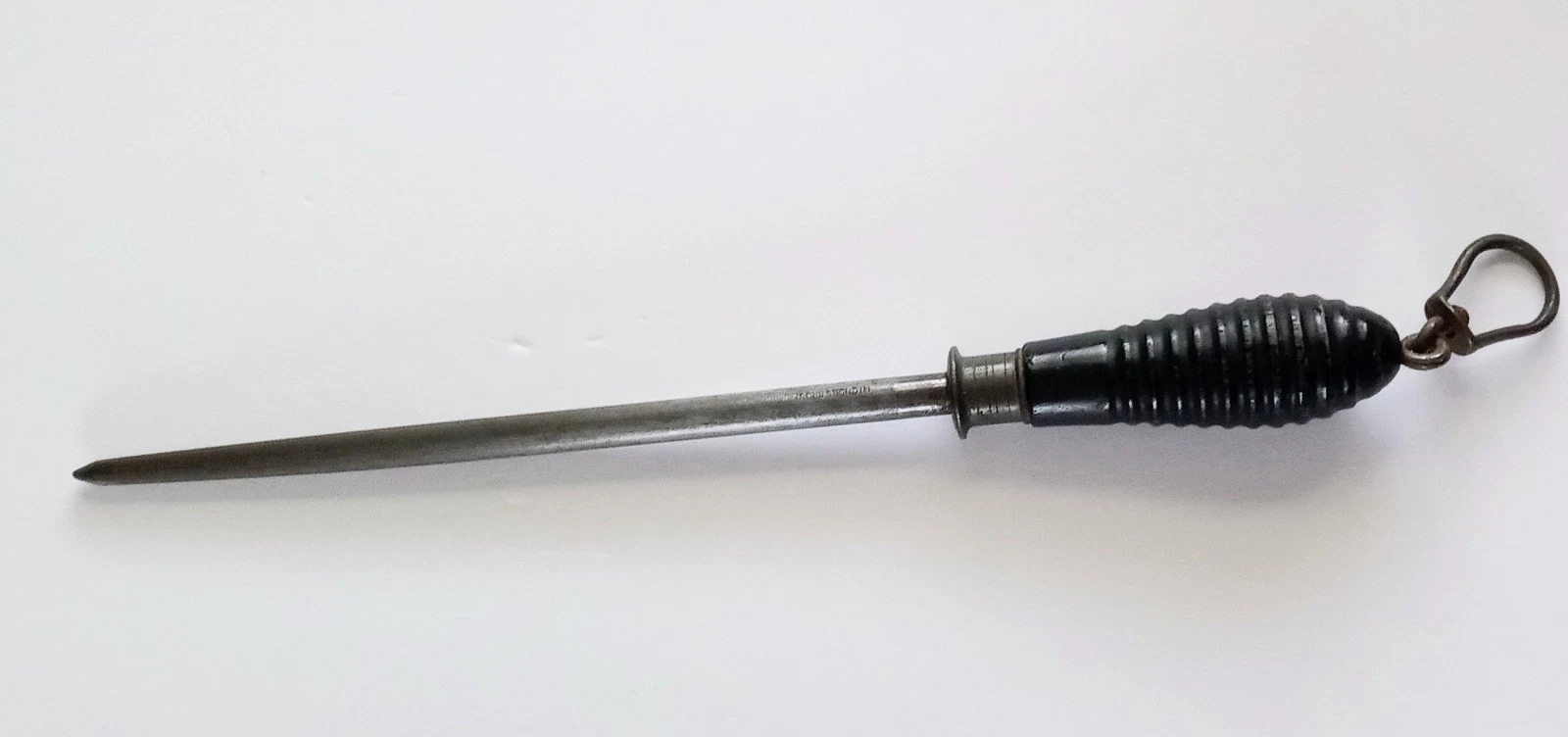 Antique 15" Nichols Brothers Honing Rod Sharpening Steel w/Wood Handle & Hook
Opens in a new window