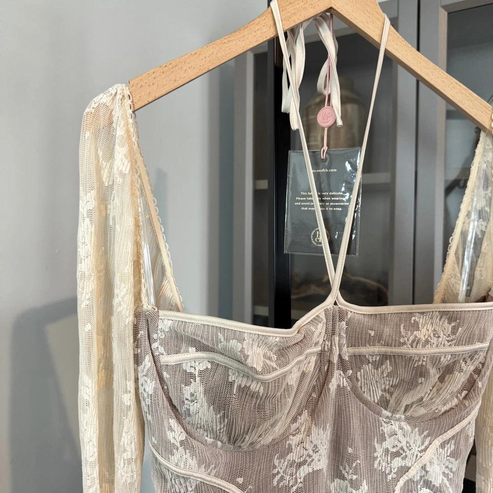 House of CB Delilah Vintage Cream Dotted Lace Romantic Maxi Dress L Long Sleeve - Image 2 of 4