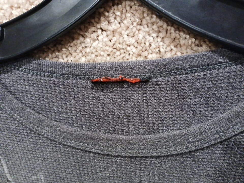 Camisa térmica manga larga MMA Elite Salvation mediana para hombre gris Y2K cruz gótica Foto 3 de 4