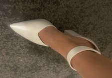 Lipsy London Damen Pumps Weiß Seide Blockabs...