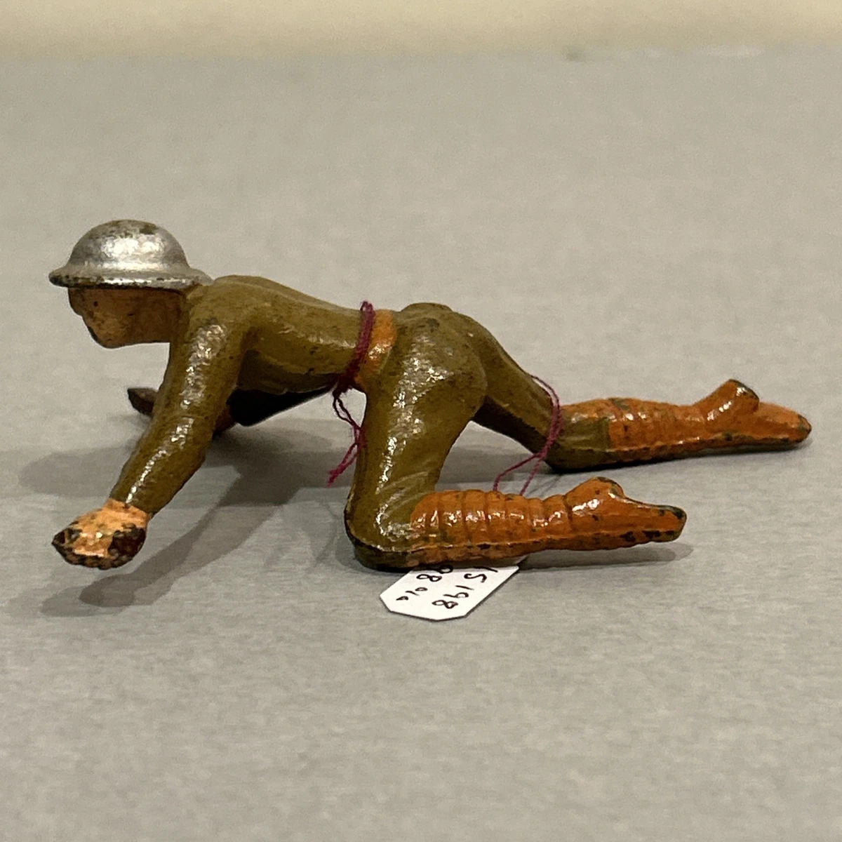Grey Iron G-31 U.S. Doughboy Bomber Crawling