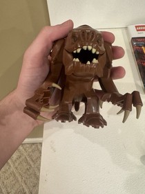 LEGO Star Wars Rancor Minifigure 75005-1 Authentic, Retired, Rancor Pit(nochain)