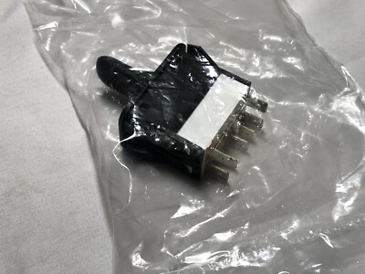 Freightliner A06-30769-012 Cruise Control Switch Genuine OEM New Set Resume M2
