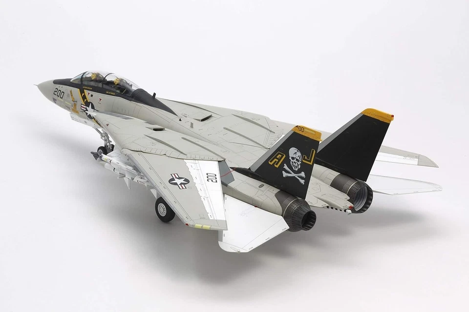 Tamiya 1/48 No.114 Grumman F-14A Tomcat Model Kit 61114 - Image 2 of 4