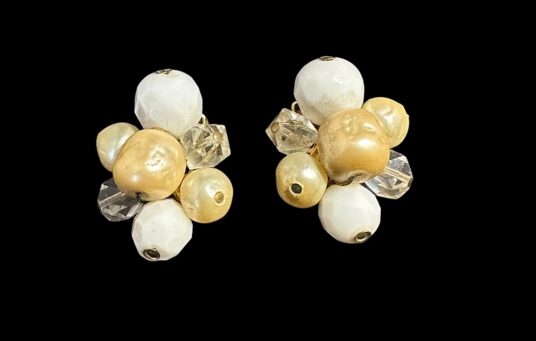 Vintage Hattie Carnegie Beaded Clip On Earrings Milk Glass Faux Pearl  Crystal