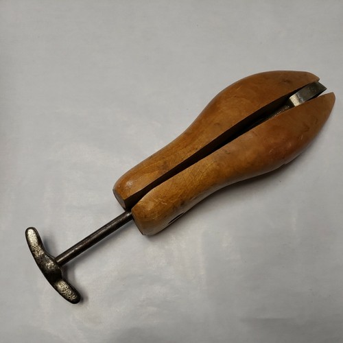 Vintage Antique Cobbler Twist Wood & Metal Shoe Form Stretcher 13" Length - Picture 9 of 12
