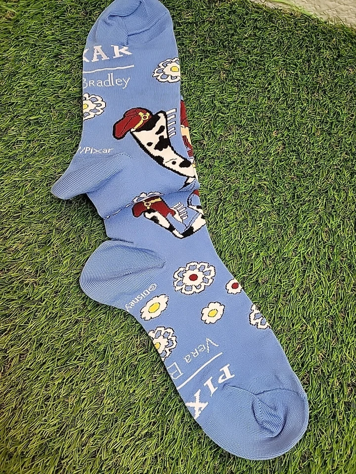 Nuevos calcetines Pixar Vera Bradley para mujer Mi- Chaussettes Toy Story talla EE. UU. 5-10 Foto 4 de 4