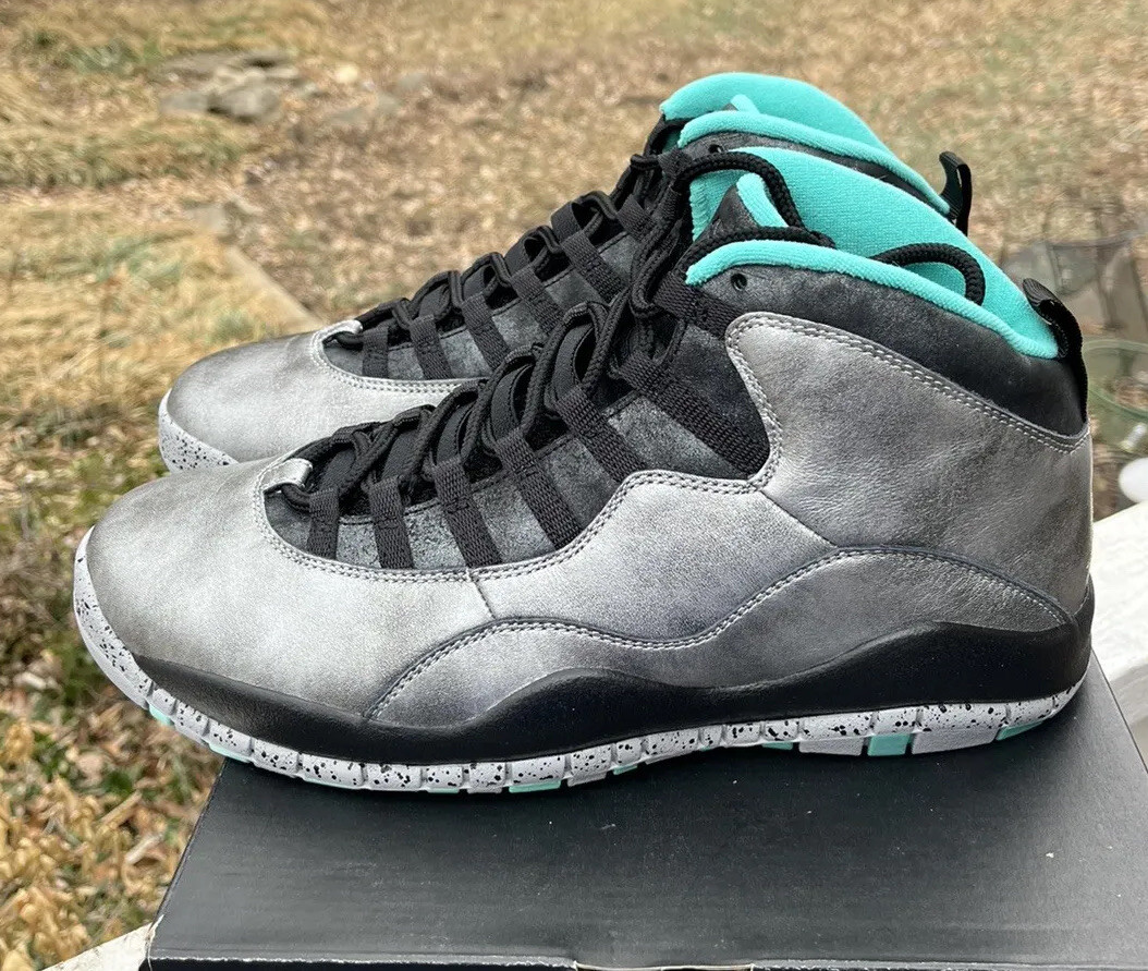 Air Jordan 10 Retro 30th DS Sz 11 Dust Gold Lady Of Liberty Statue